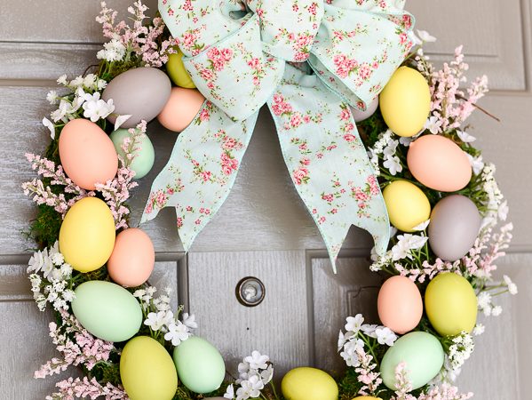 Easter Egg Wreath DIY – Moss, Flowers and Eggs